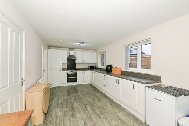 3, Cornflower Close, Peterborough photo 3