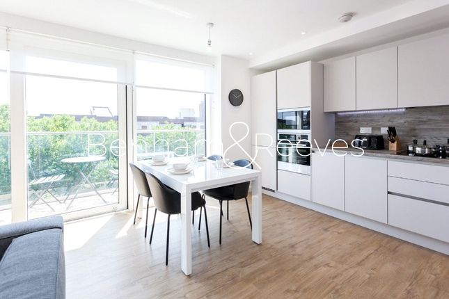 Flat 61, Gothenburg Court,, Bailey Street, Surrey Quays photo 2
