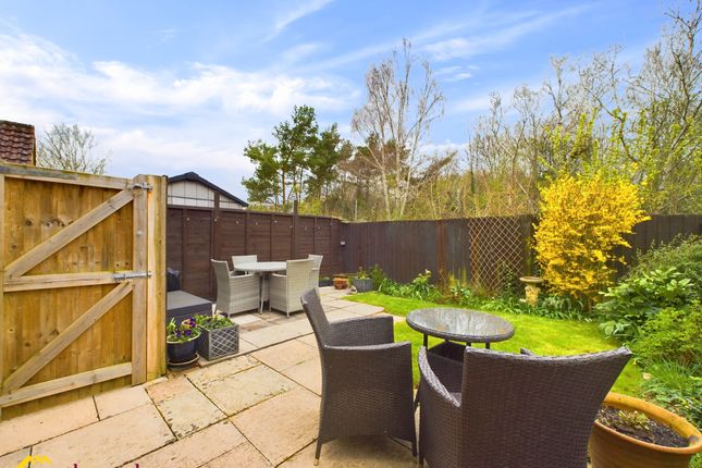 Semi-detached house for sale in Warkworth Close, Banbury