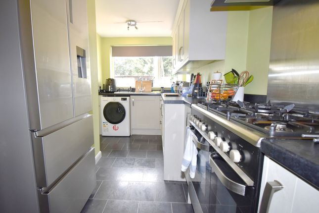 99, Yewdale Crescent, Coventry photo 3
