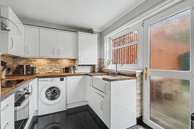 49 Colintraive Avenue, Hogganfield, Glasgow photo 3