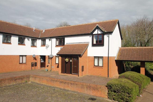 Maisonette to rent in Culbertson Lane, Blue Bridge, Milton Keynes