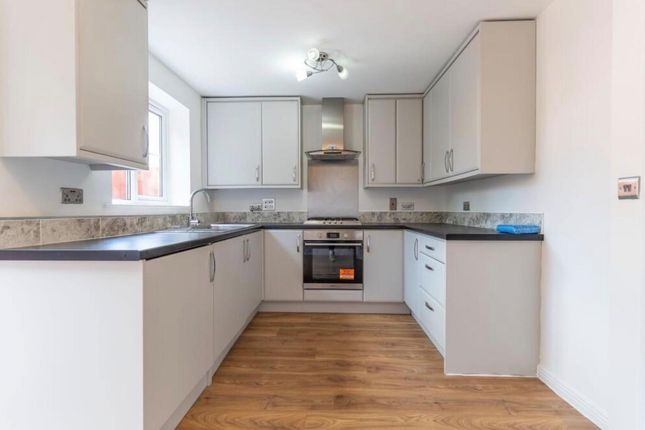 11, Hollyhock Close, Newport photo 5