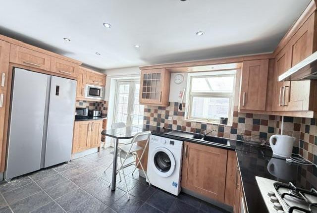 20, Hawthorn Close, Birmingham photo 4