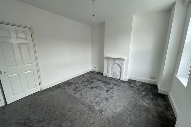 Property to rent in Swan Road, Gloucester
