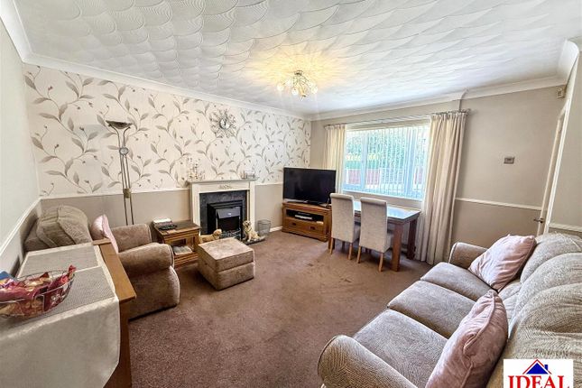 38, Beaumont Avenue, Woodlands, Doncaster photo 4