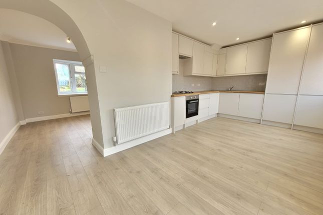 Thumbnail End terrace house to rent in Pastures Way, Luton