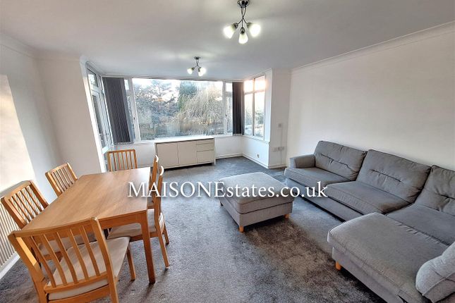 15, Grove Court, Coventry photo 3