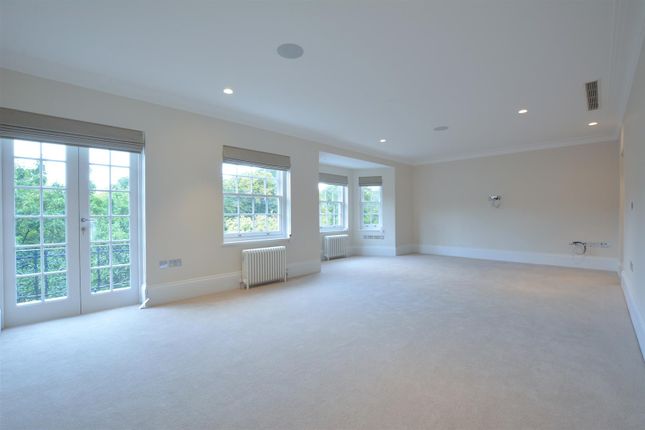 6, Wildwood Road, London photo 5