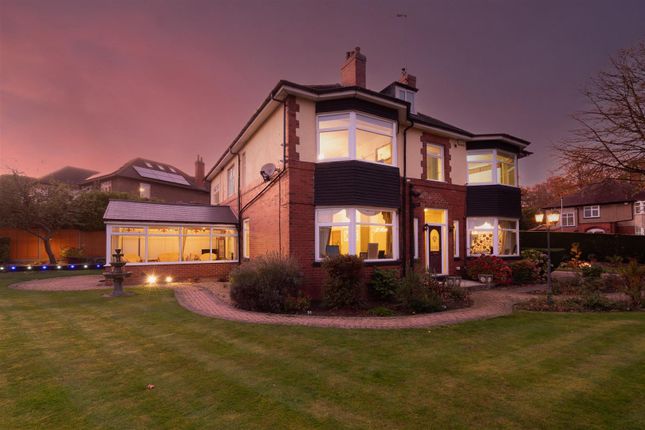 203 Harrogate Road Twilight Shot.Jpg