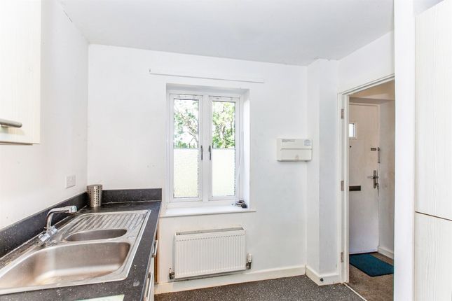 10, Sidings Close, Kettering photo 4