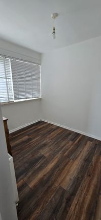 1/4 15, Neilvaig Drive, Glasgow photo 5