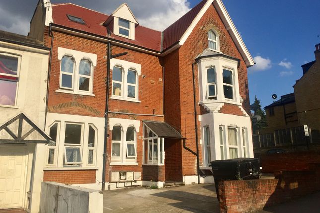 Thumbnail Shared accommodation to rent in 35 Eglinton Hill, Woolwich, London SE18 3Nz