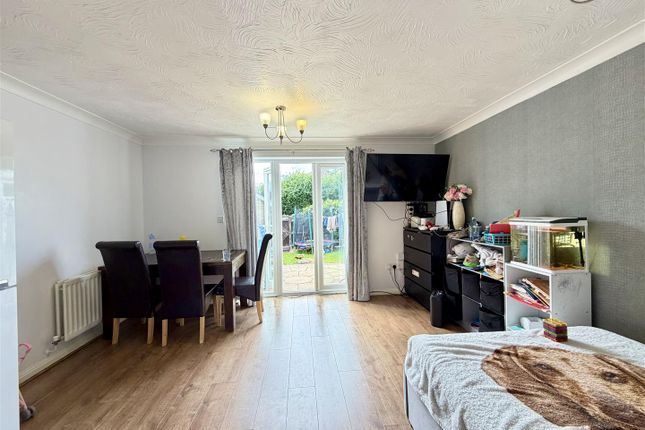 69, Malkin Drive, Essex photo 4
