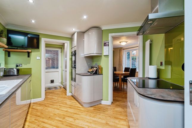 6, Bluebell Close, Thetford photo 3