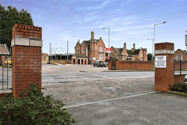 Flat for sale in Station Road East, Stowmarket, Suffolk