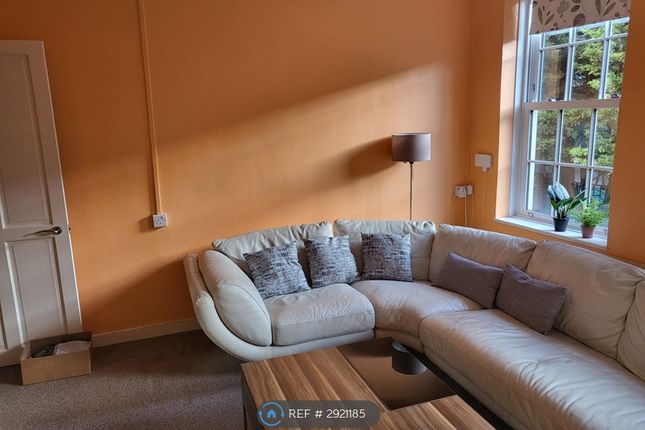 Flat, Bowyer House Whitmore Estate, Hoxton photo 3