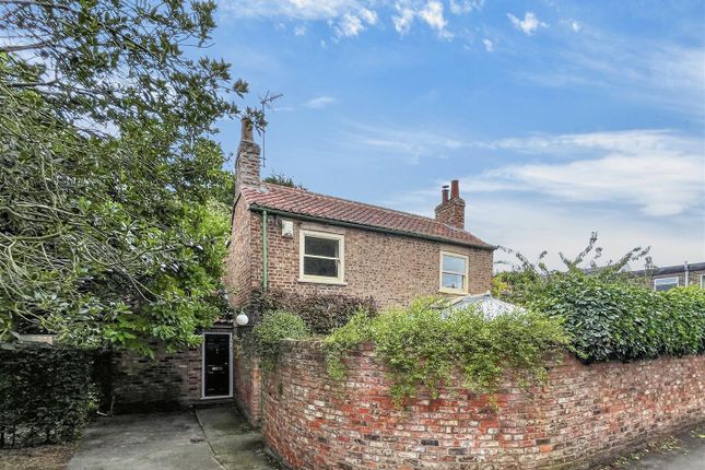 17, Heslington Lane, York photo 2