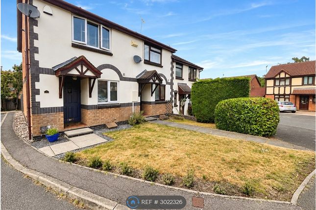2-bed house on Wye Dale, Church Gresley, Swadlincote, £895/mo