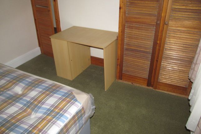 603, Eastern Avenue, Reading photo 4