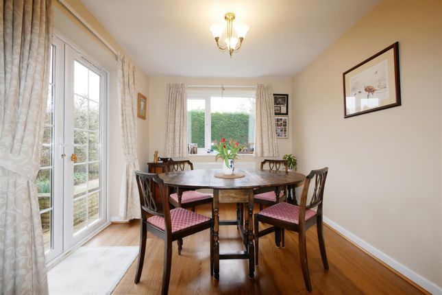 Link-detached house for sale in Kings Orchard, Brightwell-Cum-Sotwell, Wallingford