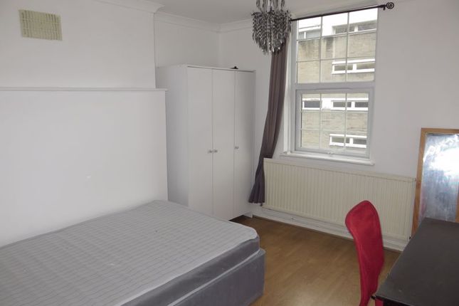 Flat 4,, 5, St Mark Street, Aldgate photo 2