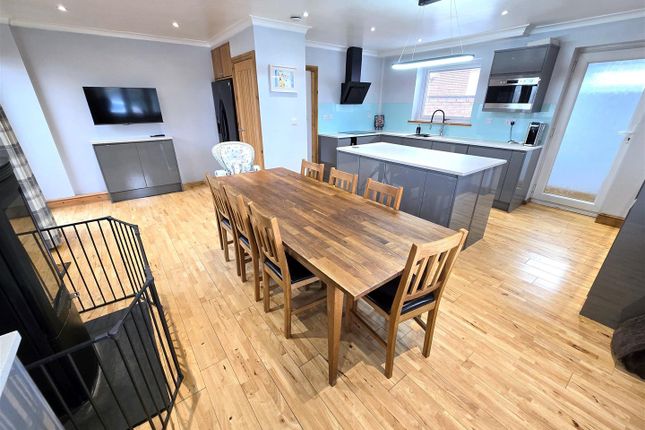 43, Orwell Crescent, Great Yarmouth photo 4
