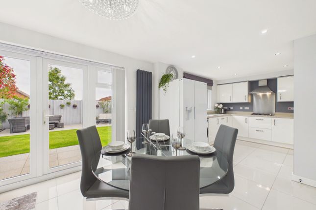 36 Scaife Close, Cottingham, East Riding of Yorkshire photo 2