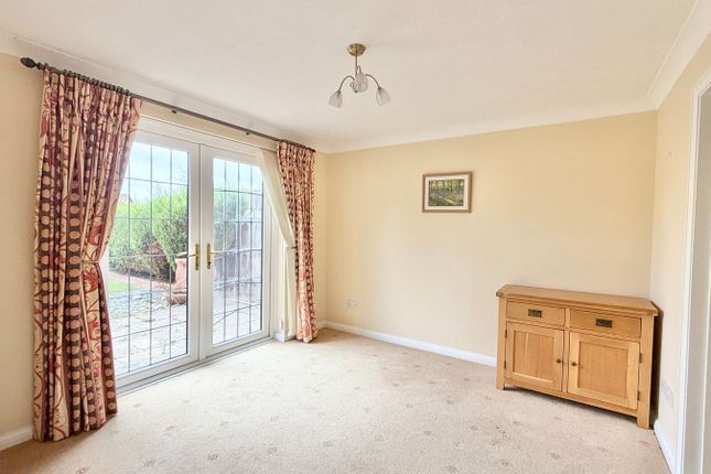 12, Oakfield Way, Bexhill-on-Sea photo 4