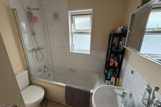 Flat 7 25, West Street, Ryde photo 5