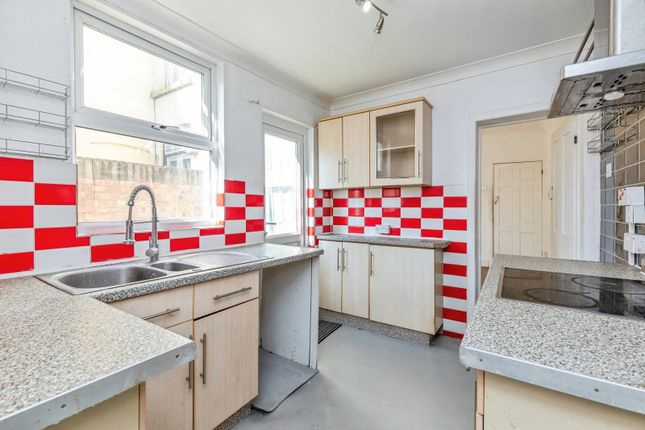 3-bed terraced on 4, Windmill Road, Kent, £220,000
