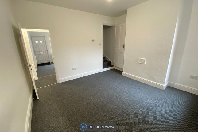 Wilford Crescent East, The Meadows, Nottingham photo 3