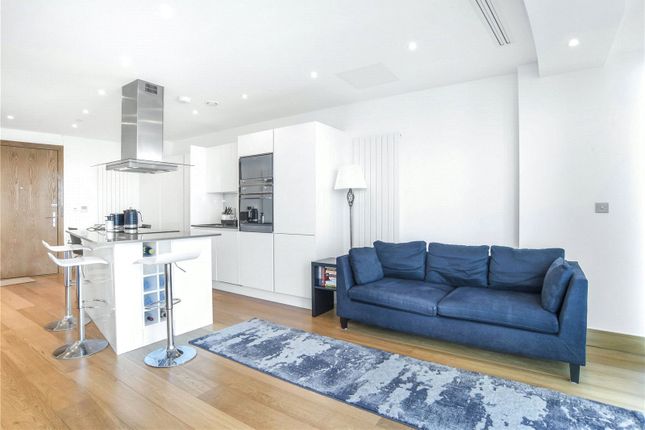 Thumbnail Flat for sale in Crossharbour Plaza, London