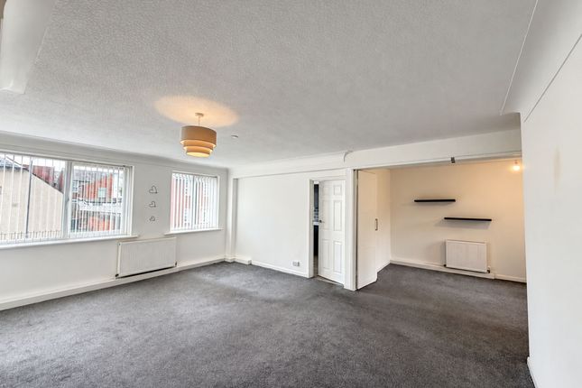 7 Viceroy Court Lord Street, Southport photo 2