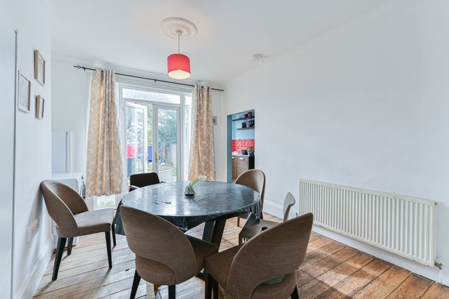 Dalmeny Avenue, Dalmeny Avenue, London photo 4