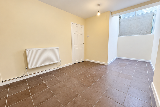 25, Ellacombe Road, Torquay photo 4