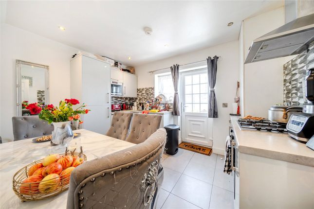 26, Culcheth Lane, Manchester photo 4