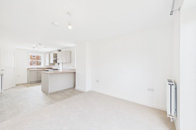 11, Scotgrove Road, Lincoln photo 5