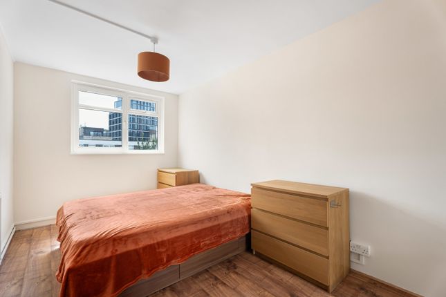Flat 10, Edward Dodd Court,, Chart Street, London photo 4