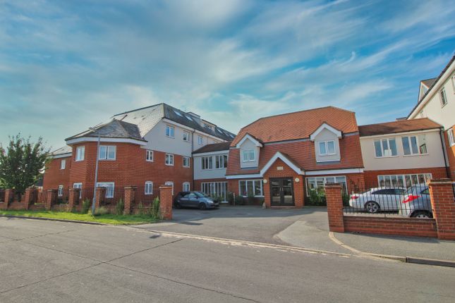 Thumbnail Flat to rent in Rectory Road, Tiptree, Colchester