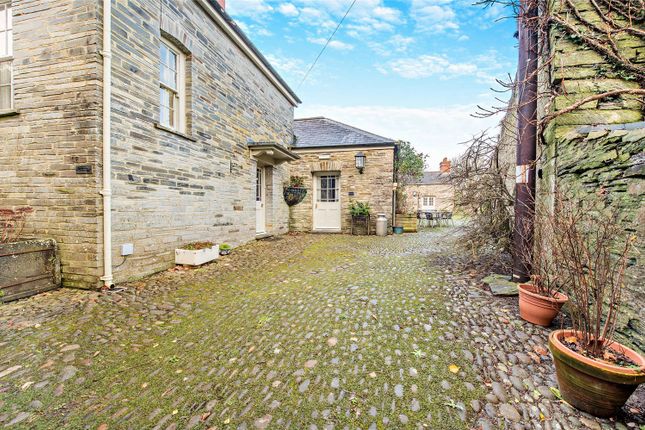 Cottages Courtyard