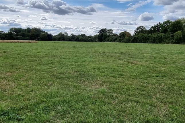 Land for sale in Wheatfield, Thame