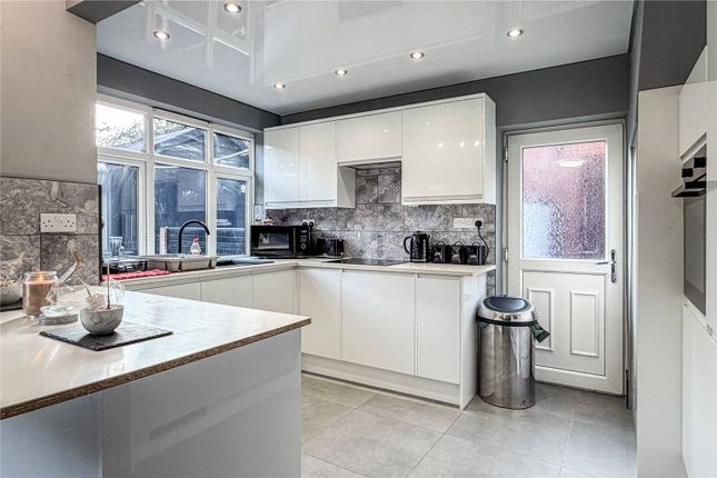 36, Carill Avenue, Manchester photo 3