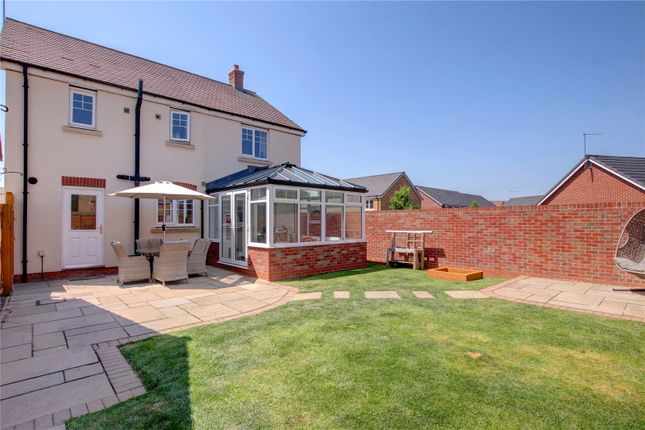 Thumbnail Detached house for sale in Hare Close, Droitwich, Worcestershire