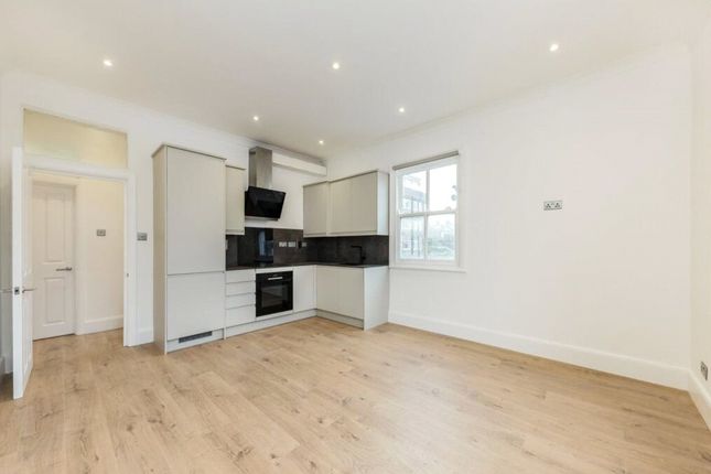 Thumbnail Flat to rent in North Pole Road, London, Hammersmith And Fulham