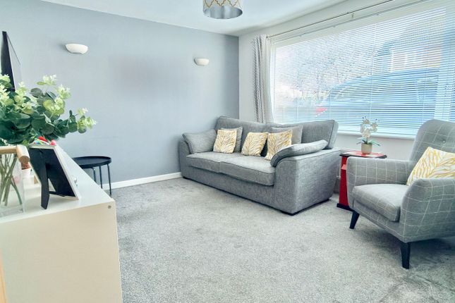 4, Derwent Drive, Tewkesbury photo 4