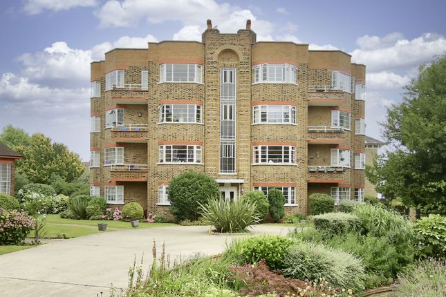 Thumbnail Flat to rent in Park Road, Hampton Wick