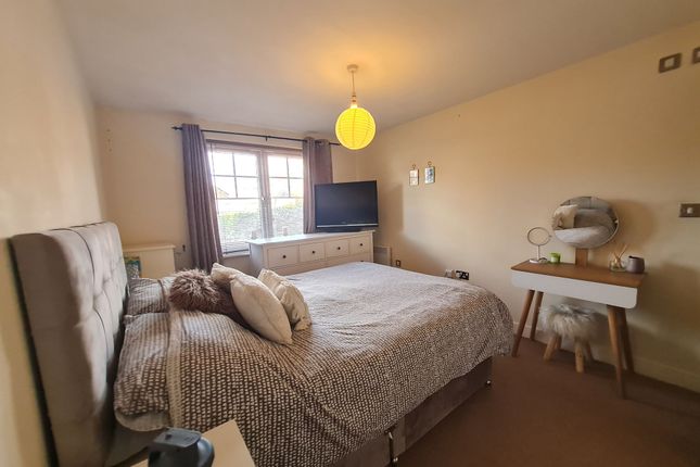 130 Durham Drive, Chorley photo 3