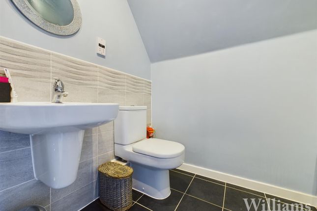 Town house for sale in Paradise Orchard, Berryfields, Aylesbury