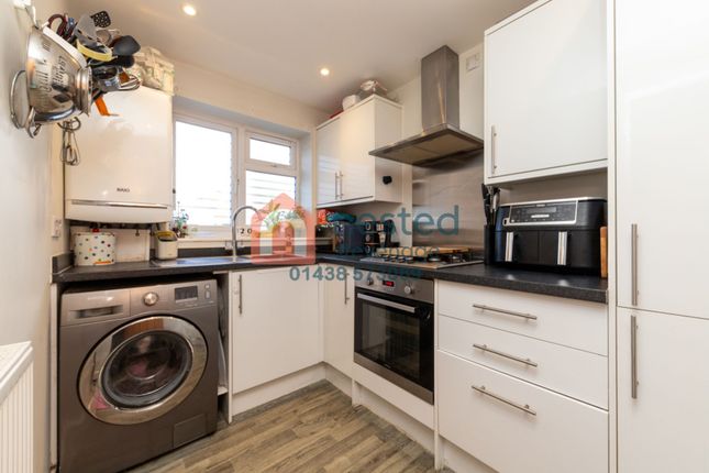 49 Breakspear, Stevenage photo 3
